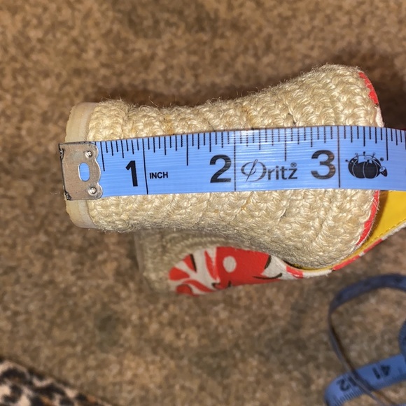 Mudd Espadrille Wedges size 8M - Picture 11 of 11